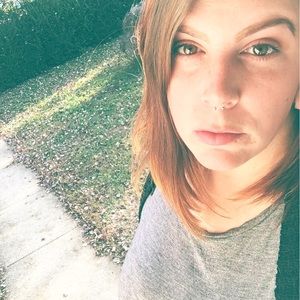 Meet your Posher, Cair